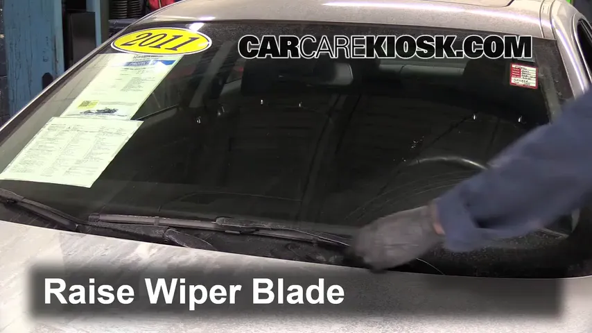 2011 BMW 328i xDrive 3.0L 6 Cyl. Coupe (2 Door) Windshield Wiper Blade (Front)